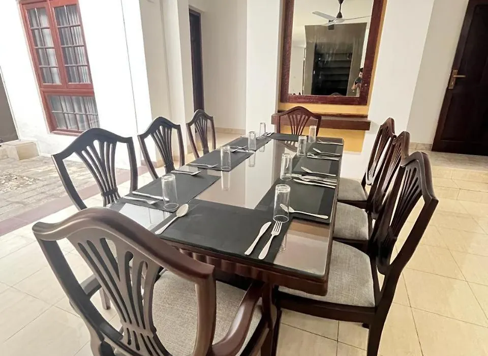 Lavinia Villa-1